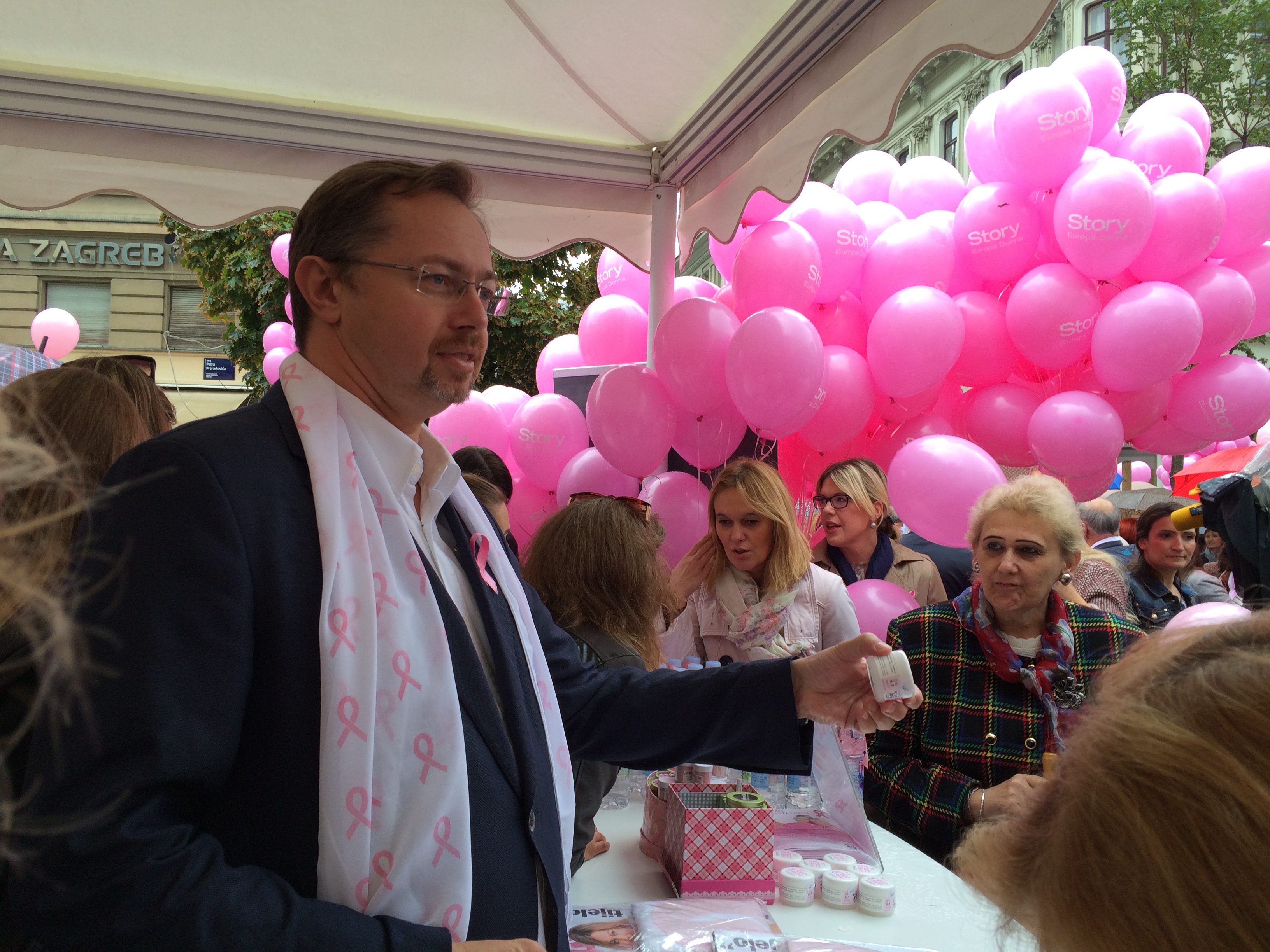 Slika /slike/dan ruzicaste vrpce.JPG